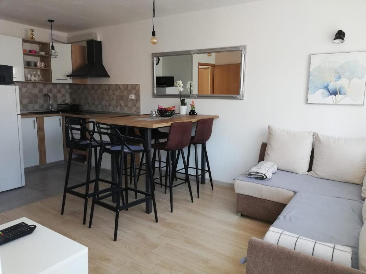 Ferienwohnung Apartman Morean Šibenik Exterior foto